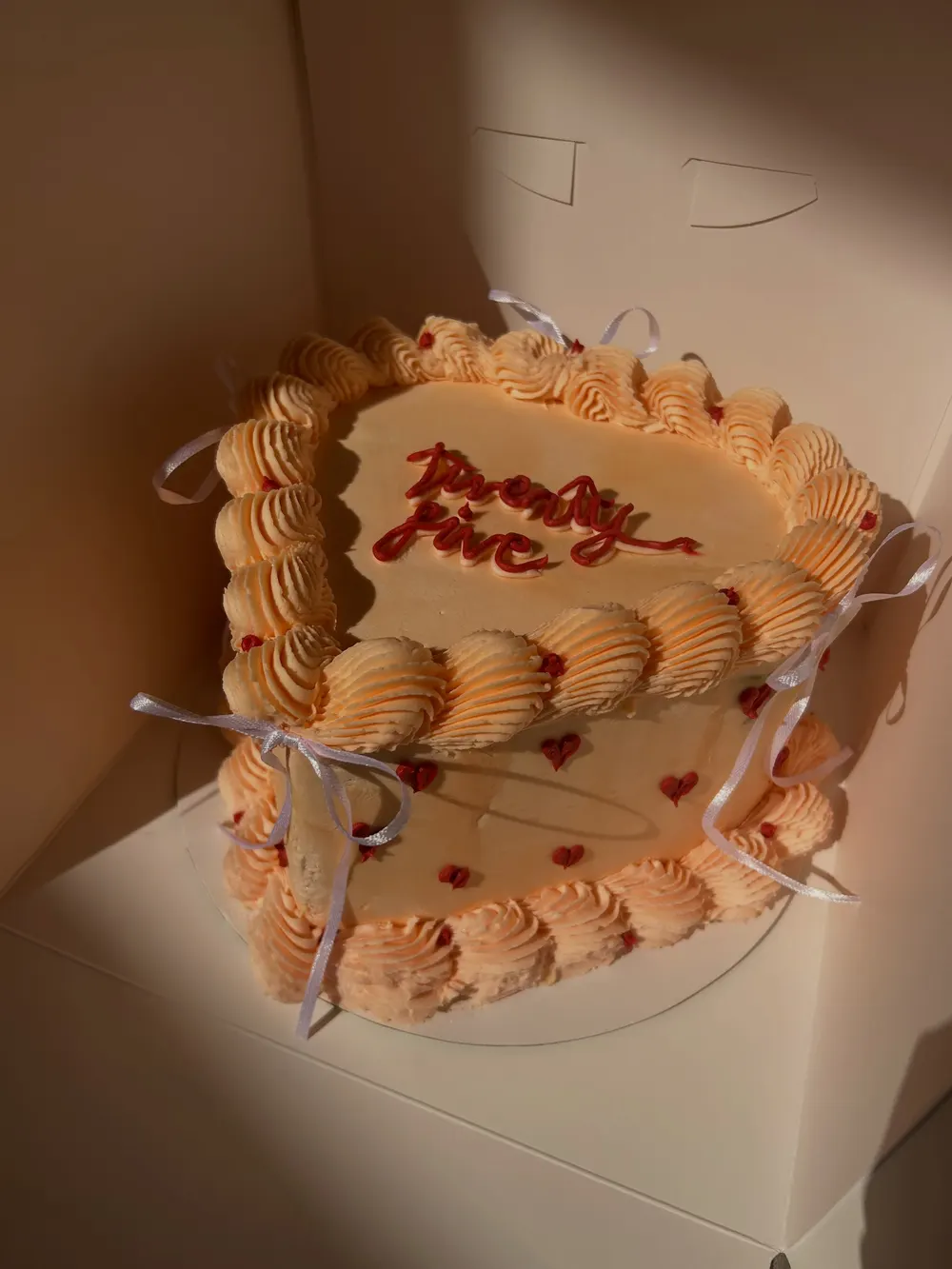 'Twenty five' birthday heart cake by Cakes by PG